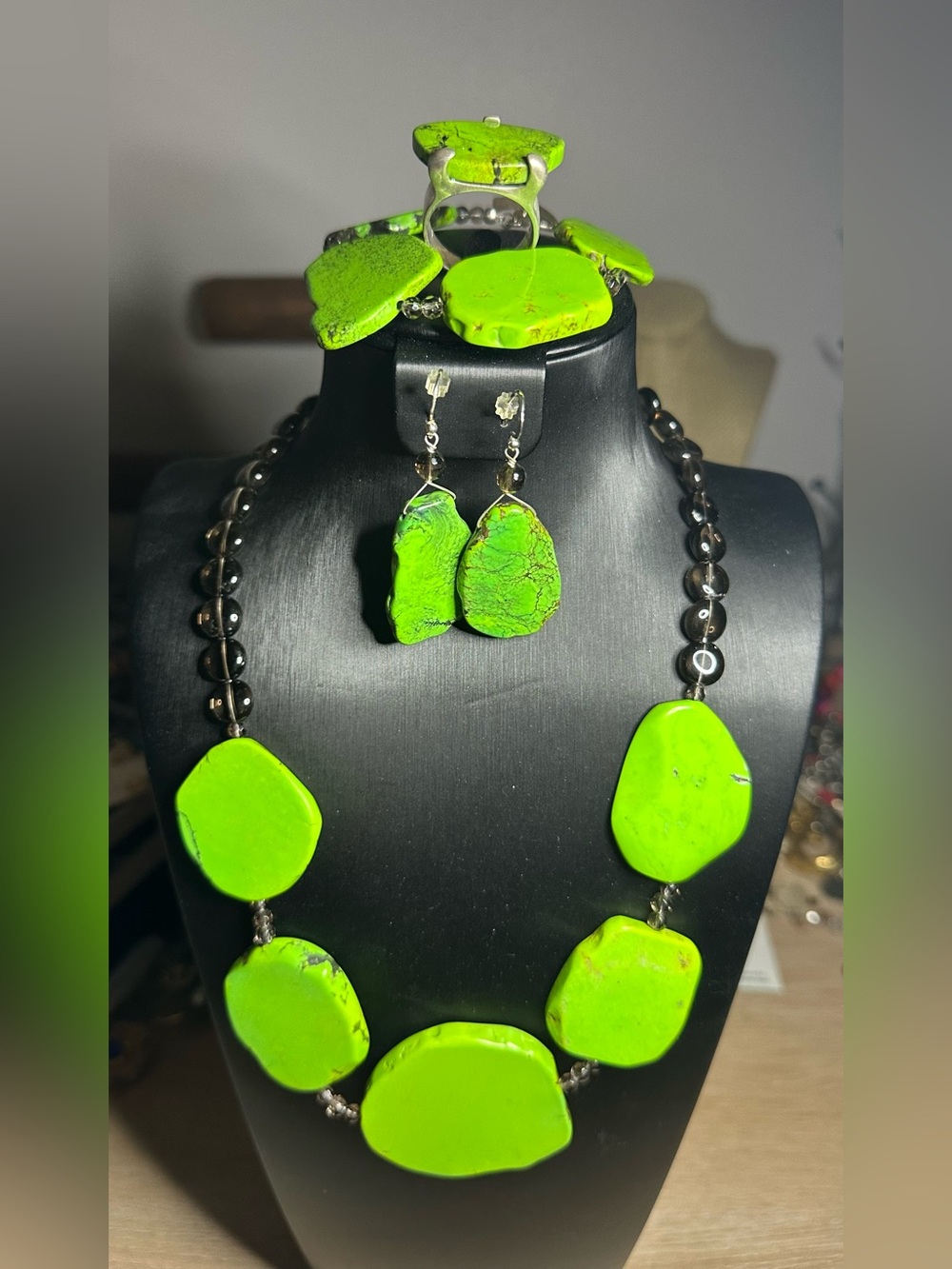 Sterling Barse Chunky Lime Howlite Stone Set